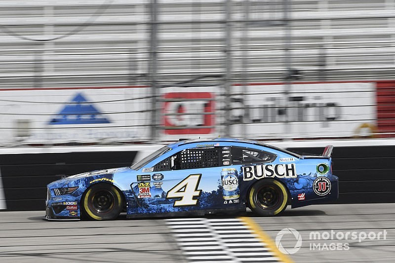 Harvick wins Stage 2 at Atlanta after battle with Larson