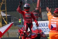 Márquez pone la directa en Brno para certificar su octavo doblete de la temporada