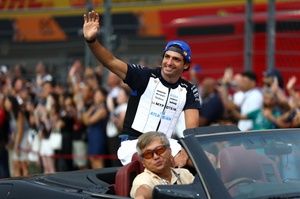 Sainz nie lubi celebrytów?