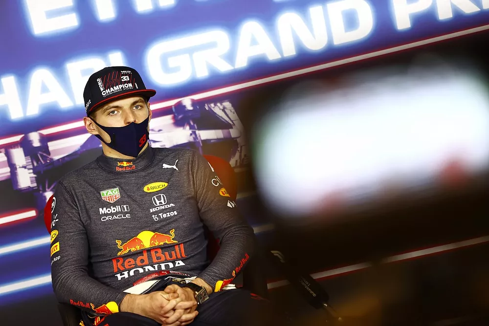 Max Verstappen, Red Bull Racing, 1e plaats, in de persconferentie na het veiligstellen van de 2021 rijderstitel