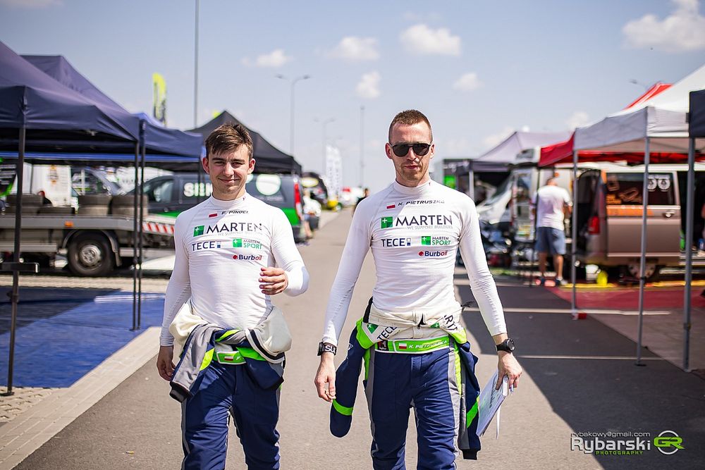 Filip Pindel, Krzysztof Pietruszka