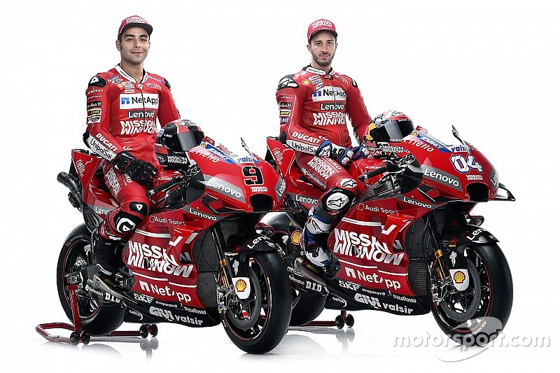 Dovizioso, destek personeline erişmesi için Petrucci’ye izin verdi