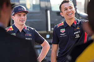 Verstappen "acelerará" la adaptación de Albon a Red Bull