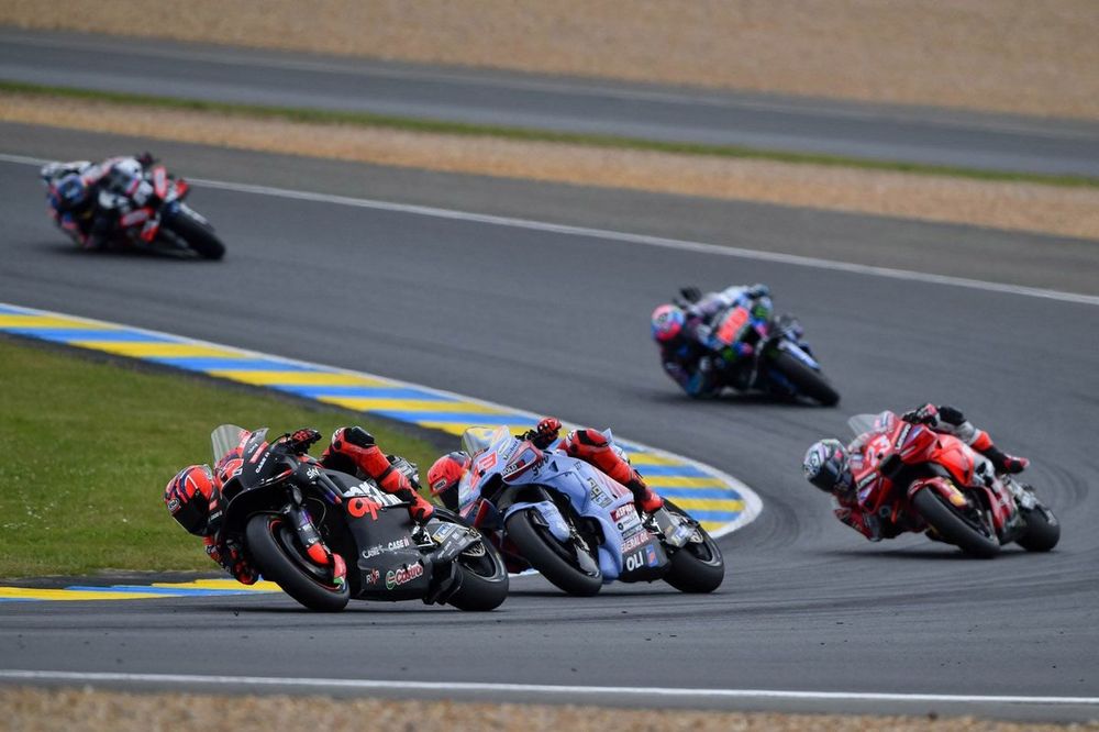 Maverick Vinales, Aprilia Racing