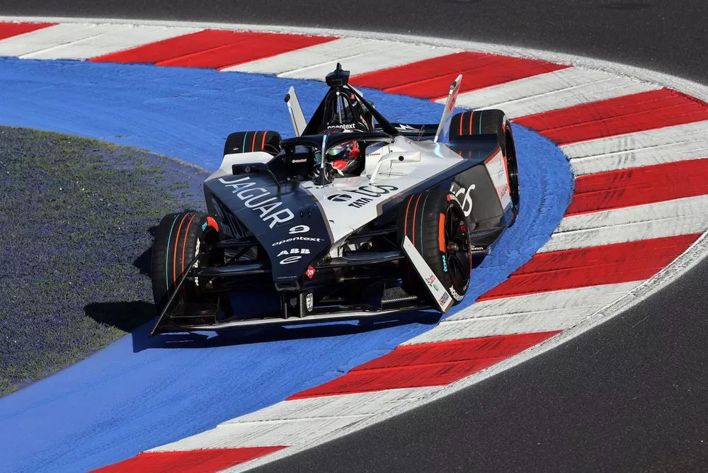 Mitch Evans, Jaguar Racing, Jaguar I-TYPE 6