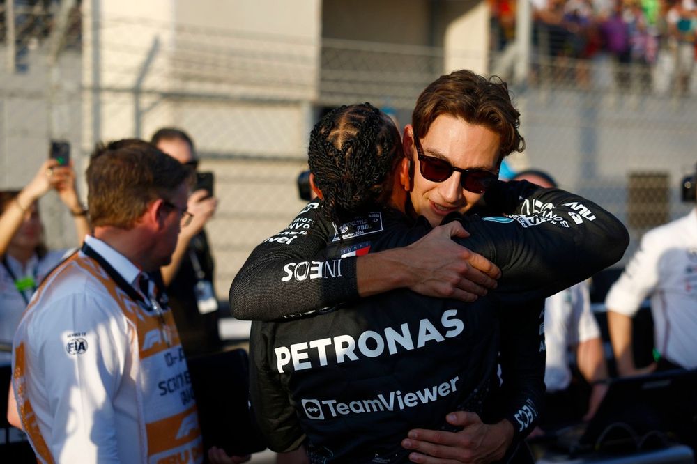 Lewis Hamilton, Mercedes-AMG F1 Team, George Russell, Mercedes-AMG F1 Team, on the grid