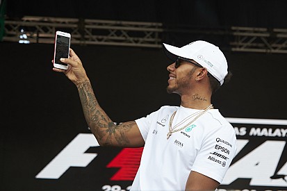 F1, 2018 için "heyecan verici" dijital planlar üzerinde çalışıyor