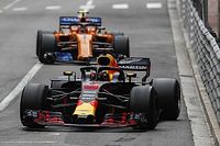 Ricciardo dice que ve &ldquo;cierto atractivo&rdquo; en unirse a McLaren o a Renault