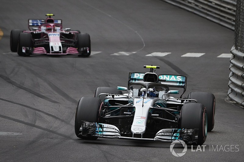 Force India: Ocon, Vettel ve Ricciardo olsaydı da geçmesine izin verirdi