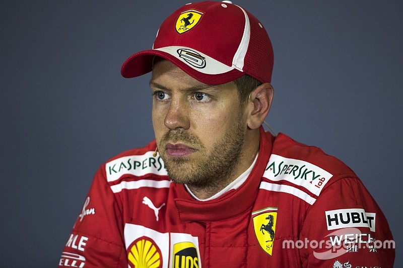 Vettel, yarışta Mercedes pilotlarına baskı yapmayı umuyor