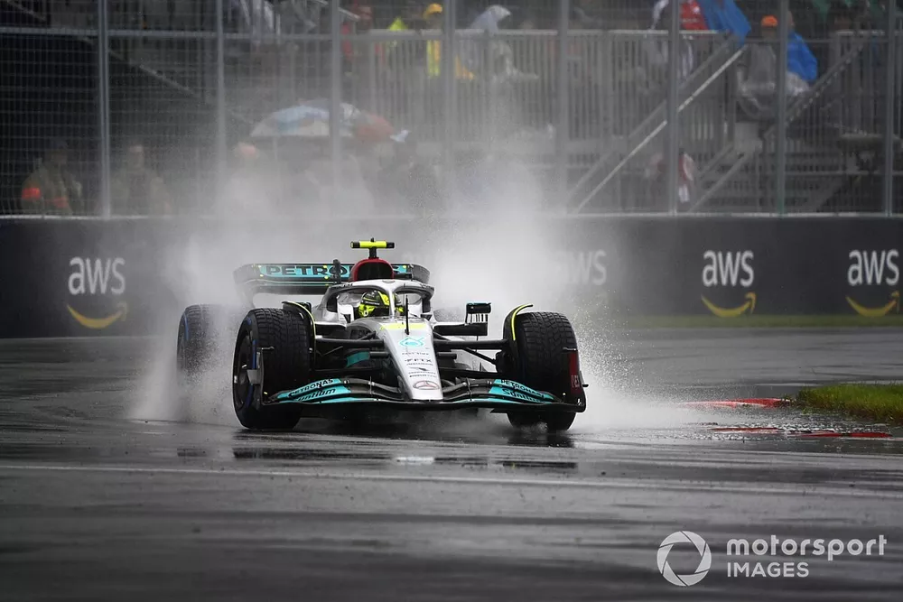 Lewis Hamilton, Mercedes W13