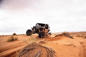 Van Beveren abre hueco y Al Attiyah se mantiene firme en la primera parte de la Marat&oacute;n