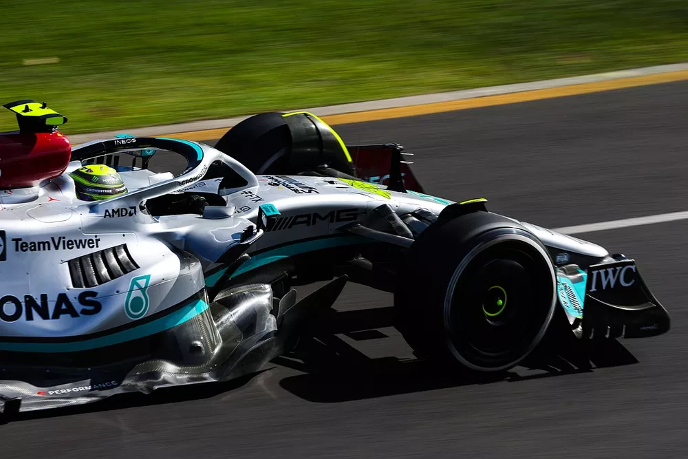 Lewis Hamilton, Mercedes W13