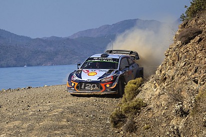 Turchia, PS14-15: Neuville e Ogier prendono le misure alla Power Stage, le Toyota amministrano