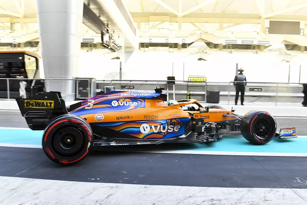 Daniel Ricciardo, McLaren MCL35M 
