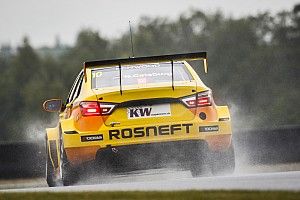 Catsburg lidera un 1-2-3 de Lada y López se queda afuera de la Q3