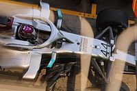 Mercedes w centrum uwagi