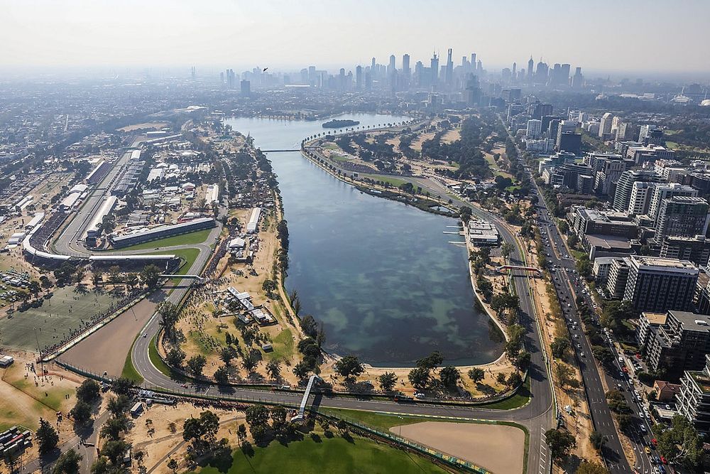 An aerial view of the circuit as the race unfolds