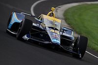 Johnson, m&aacute;s cerca de hacer toda la temporada de IndyCar en 2022