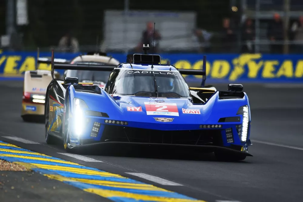 #2 Cadillac Racing Cadillac V-Series.R: Earl Bamber, Alex Lynn, Alex Palou