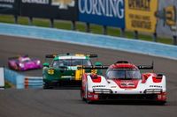 IMSA Watkins Glen: Porsche gana una carrera de seis horas salvaje y pasada por agua