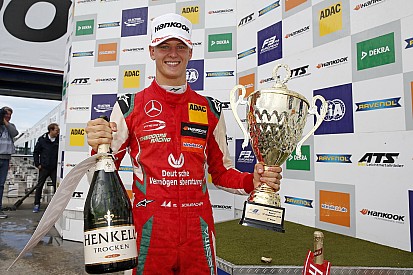 Mick Schumacher az F1-es szuperlicensszel a Toro Rosso célpontjává válhat