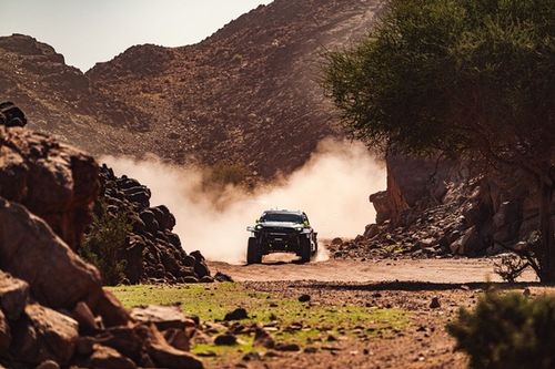 Dakar: Etap 2. Jeszcze więcej kilometr&oacute;w i kamieni