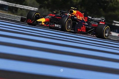 Verstappen trapt af met derde tijd: “Goede start van het weekend”