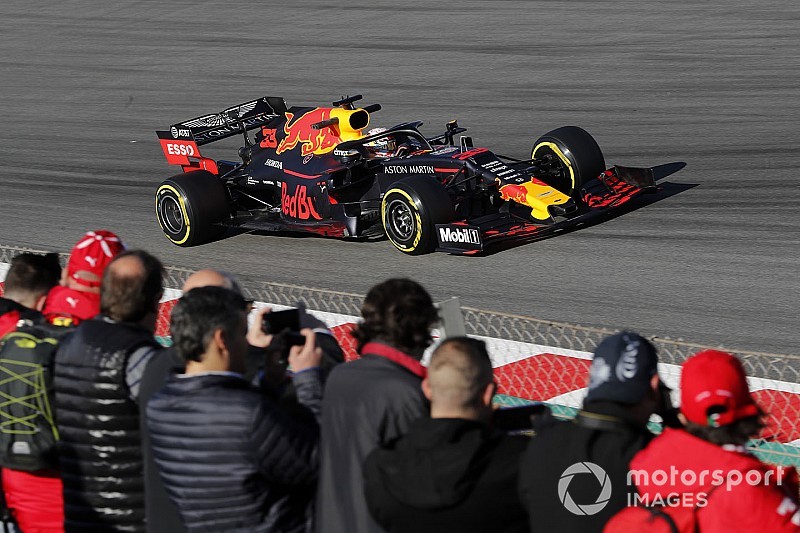 Fotogallery F1: il binomio Red Bull-Honda nell'esordio dei test invernali di Barcellona