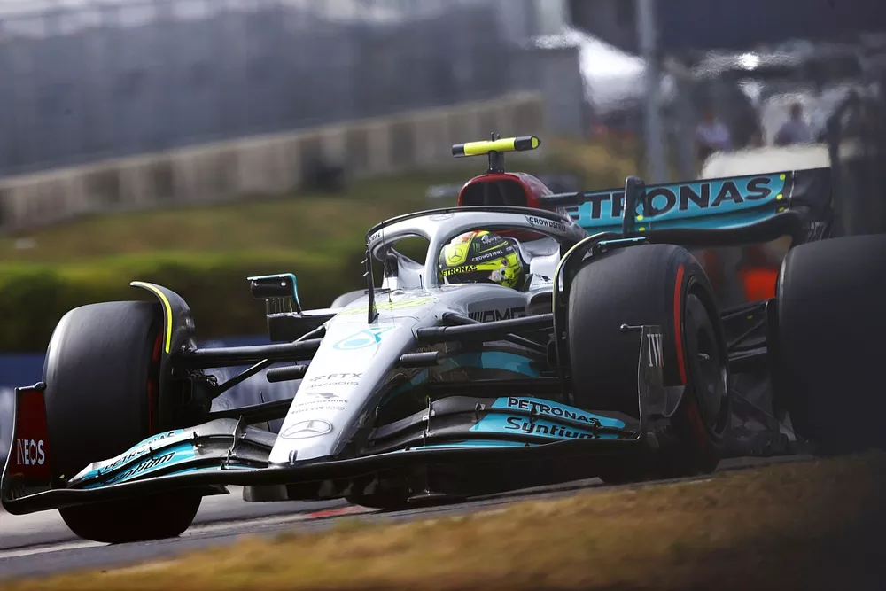 Lewis Hamilton, Mercedes W13