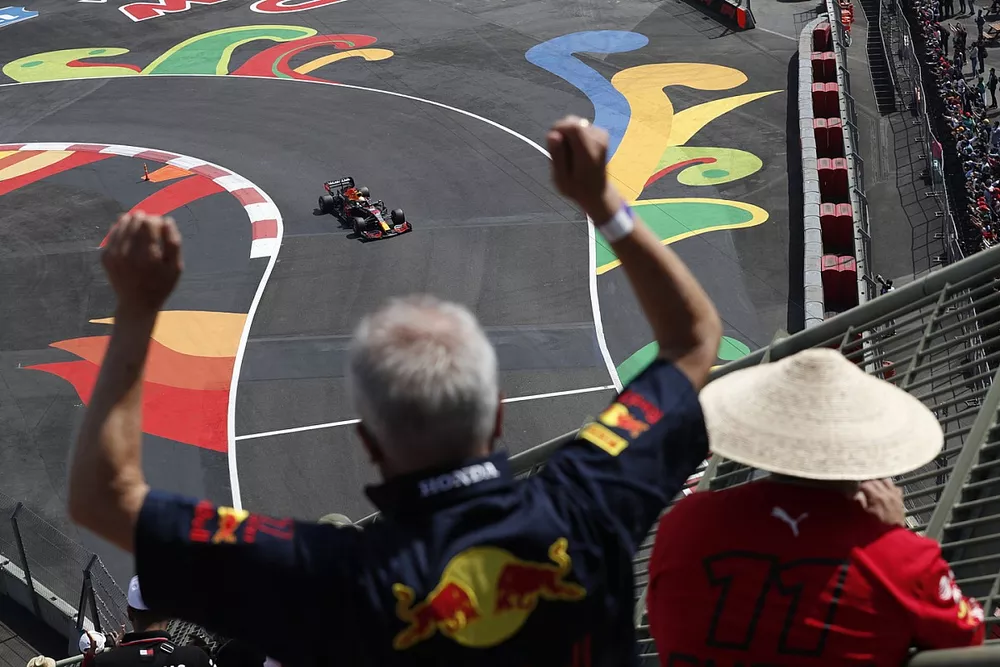 Max Verstappen, Red Bull Racing RB16B