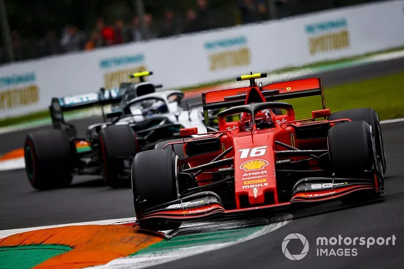 Charles Leclerc, Ferrari SF90, leads Valtteri Bottas, Mercedes AMG W10