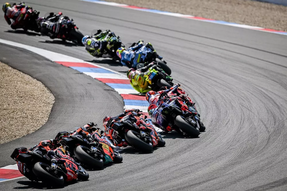 Acci&oacute;n en pista