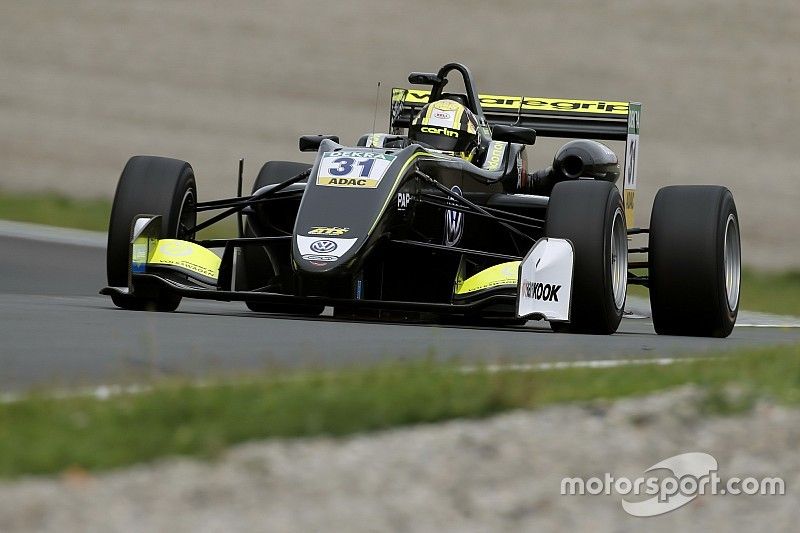 Lando Norris, Carlin Dallara F317 - Volkswagen