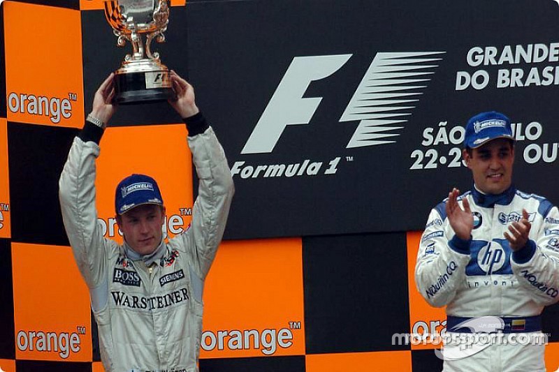 Egymás mellett Räikkönen és Montoya körrekordja Monzából: videó