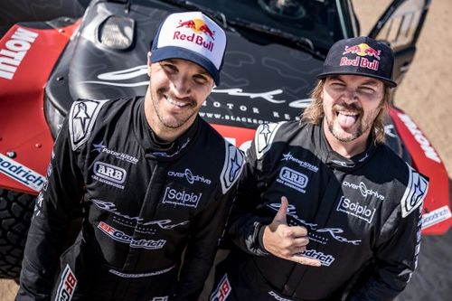De la moto al coche: Toby Price y Sam Sunderland juntos en el Dakar 2025