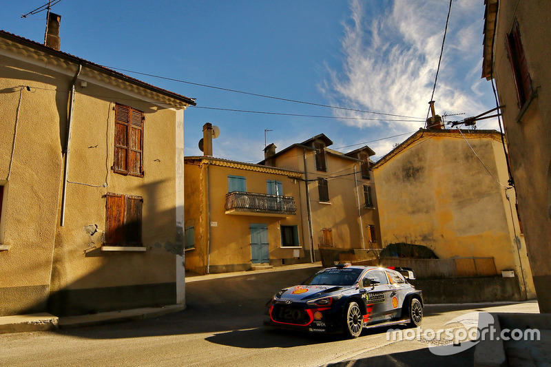 Thierry Neuville, Nicolas Gilsoul, Hyundai i20 WRC, Hyundai Motorsport