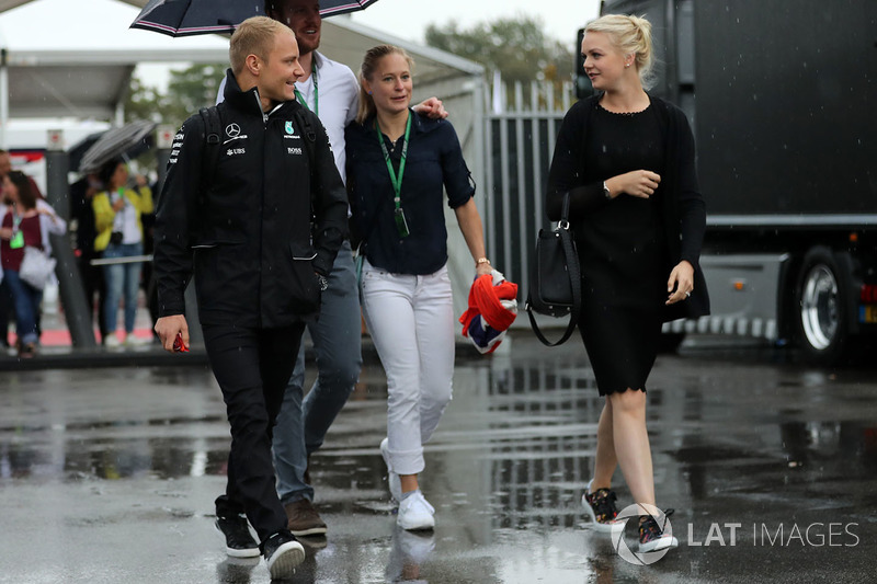 Валттері Боттас, Mercedes AMG F1, зі своєю дружиною Емілією Піккарайнен
