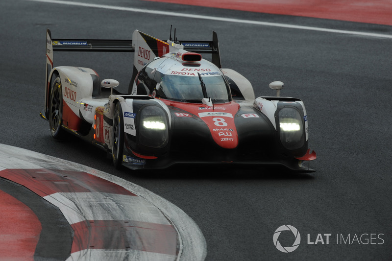 #8 Toyota Gazoo Racing Toyota TS050 Hybrid: Anthony Davidson, Sébastien Buemi, Kazuki Nakajima