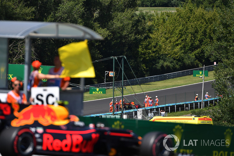 2017, GP Hongarije: Middelvinger naar Verstappen