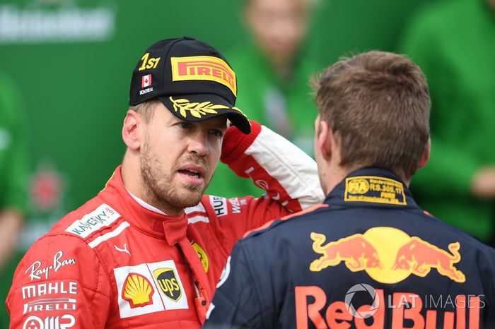 Sebastian Vettel, Ferrari y Max Verstappen, Red Bull Racing en parc ferme