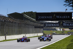 Pierre Gasly, Scuderia Toro Rosso STR12, Marcus Ericsson, Sauber C36, Pascal Wehrlein, Sauber C36, B