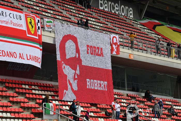 Robert Kubica, Williams fans and banners