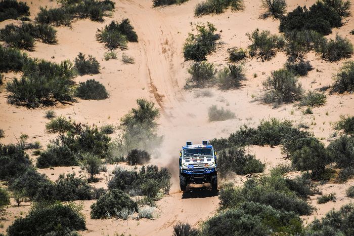 #507 Team Kamaz Master: Ayrat Mardeev, Aydar Belyaev, Dmitry Svistunov