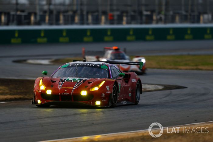 #64 Scuderia Corsa Ferrari 488 GT3, GTD: Bill Sweedler, Townsend Bell, Frankie Montecalvo, Sam Bird