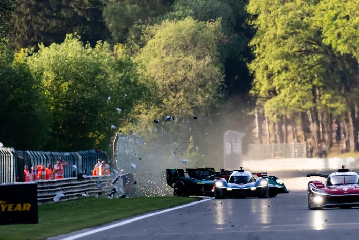 #009 Aston Martin Thor Team Aston Martin Valkyrie: Alex Riberas, Marco Sorensen