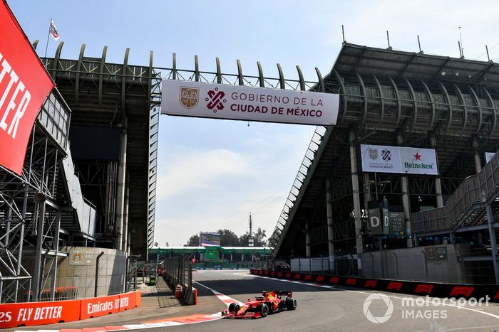 Carlos Sainz Jr., Ferrari SF21