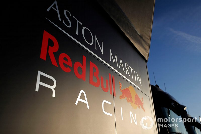 Red Bull Racing trucks