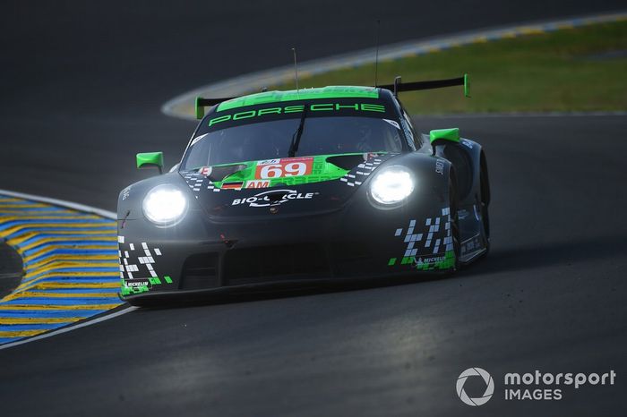 #69 Herberth Motorsport Porsche 911 RSR - 19 LMGTE Am of Robert Renauer, Ralf Bohn, Rolf Ineichen