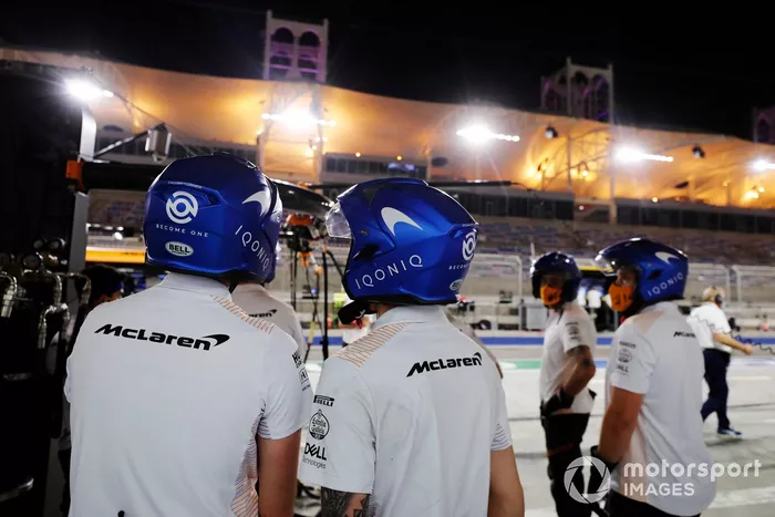Mecánicos de McLaren